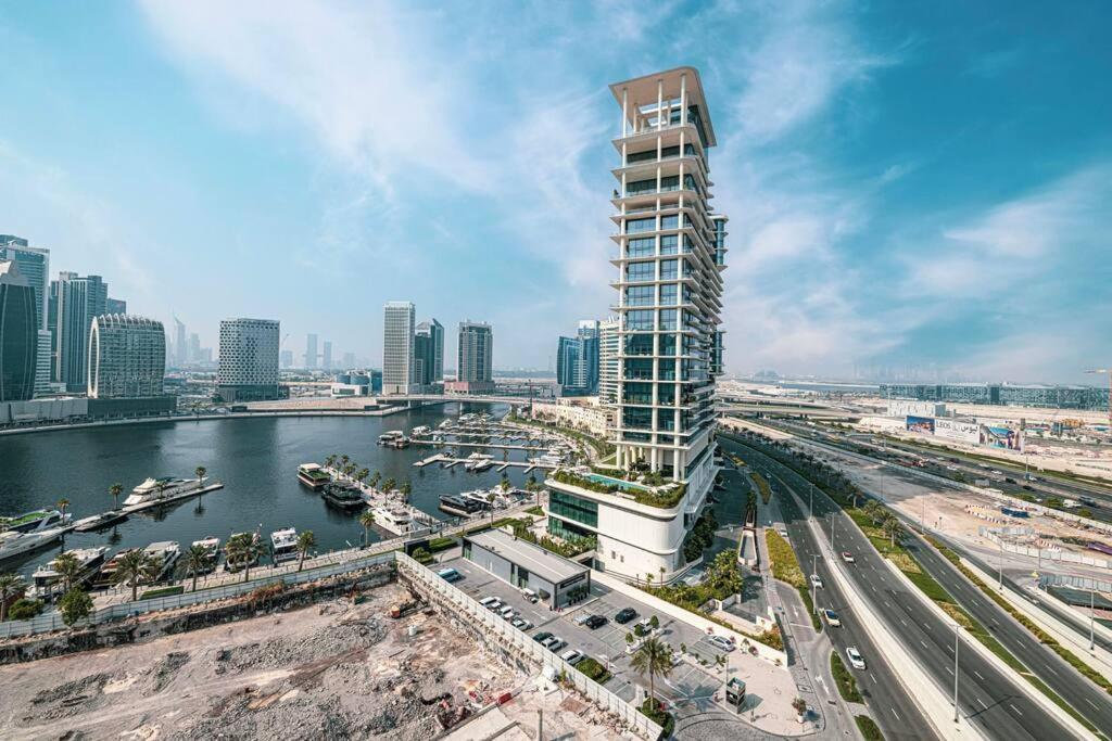 Apartment New 2br In Business Bay With Canal Views Gym & Pool