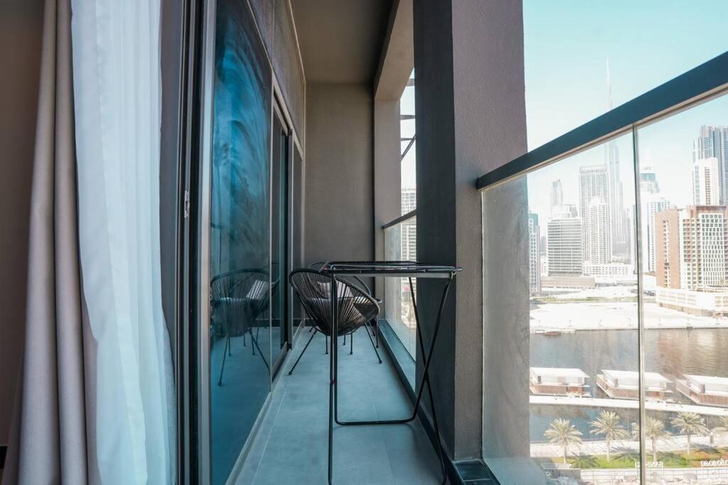 New 2br In Business Bay With Canal Views Gym & Pool Dubai